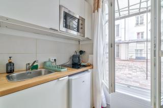 Lovely Studio 10 mn walk to Louvre & Latin Quarter - 2