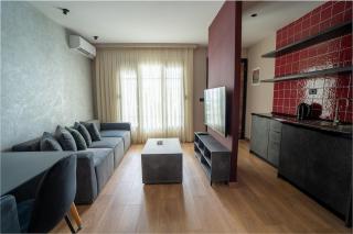 The Red Tile - Sweet Escape Apartments - 0