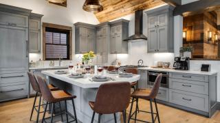 Noble House - 6