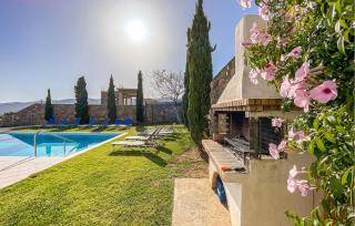 6 Bedroom Lovely Home In Lasithi, Crete - 1