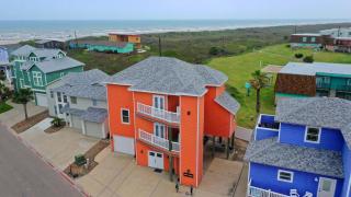 Beach Boardwalk Pool Access Ocean Views Coral Reef by AvantStay - 8