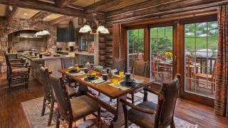Pioneer Lodge - 7