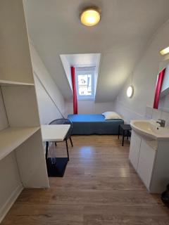 Budget Hôtel Weber - Strasbourg Centre Gare - 2