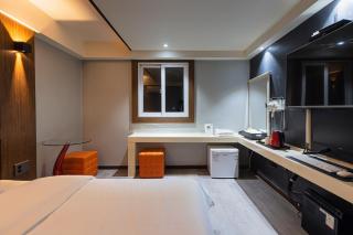 Metro DongAm Home Motel - 8