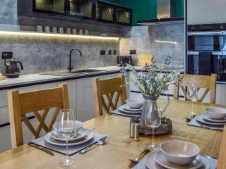 Gleaner Lea Apartment - 2