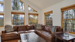Quicksilver Lodge - 7
