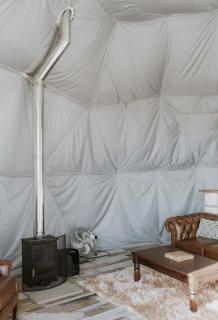 Luxury Star Gazing Igloo 2 with Log Burner & Heating - Horspath - 5