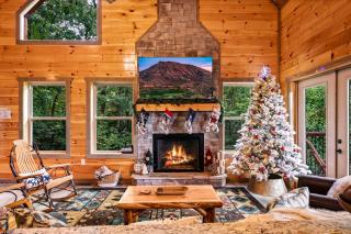 Luxury Cabin with Indoor Pool in the Smoky Mountains - 0