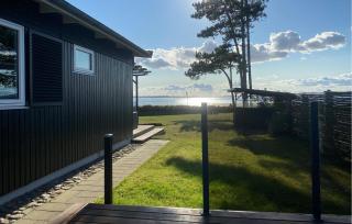 3 Bedroom Beach Front Home In Ebeltoft - 1
