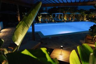 Emesh Boutique Suite - 1