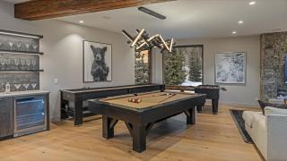 The Bears Den - 3