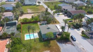 Large Home Near Bay to Fish New Pool home - 0