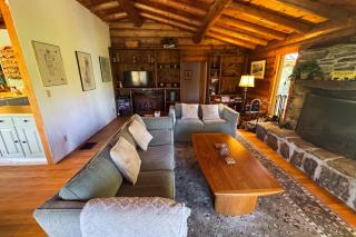 Parker Lane Cabin - 6