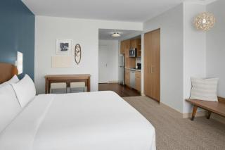 Element by Marriott Calgary Downtown - 2