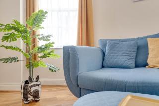 The Old Shoe Shop, 5 Well Lane - 1