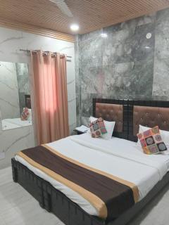Hotel Metro Residency Kalkaji - 6