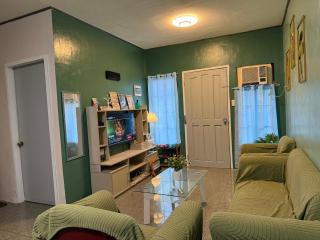 Radex Place Staycation 2BR House- near Dahican beach - 2