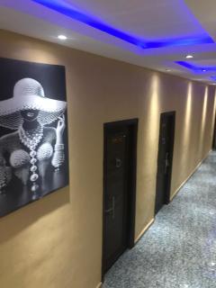 Skyflix Hotel & Suites - 1