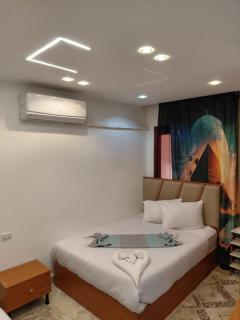 Guest House Paradise Top Roof Pyramids View - 1