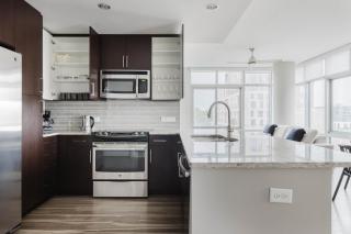 Blueground Bethesda roof pool coffee lounge WDC-914 - Woodmont - 1