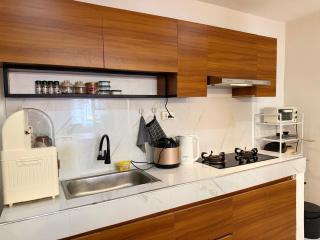 Casa de Dahican, 2BR House with generator - near Dahican beach - 4