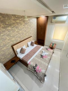 Hotel Siddhi Vinayak - 9