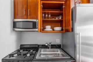 Blueground Nolita washerdryer nr Bowery NYC-2050 - New York - 4