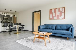 Blueground Northeast Bellevue rooftop nr Lake Sammamish SEA-904 - 8