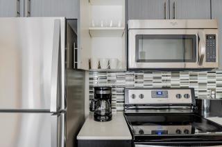 Blueground Northeast Bellevue rooftop nr Lake Sammamish SEA-904 - 1