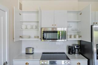 Blueground Scofield Farms pool nr Walnut Creek Park ATX-356 - 2