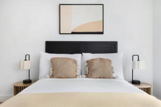 Blueground Yorkville pool nr Carl Schurz Park NYC-2093 - 2