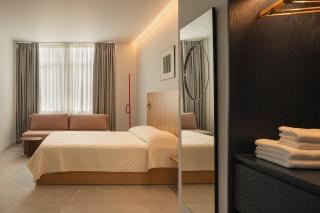 Athens Suite 106 - 2