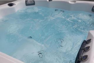 3 Bedroom Cottage - Hot Tub - 9
