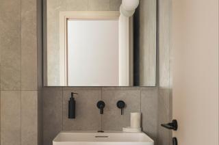 P28 Suite 107 - 3