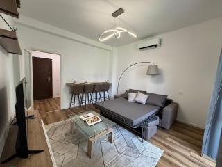 Modern apartment in a green setting - 7
