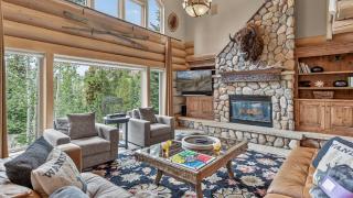 Twin Eagles Lodge - 1