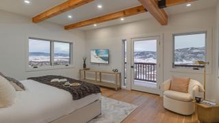 Watchtower Chalet - 1