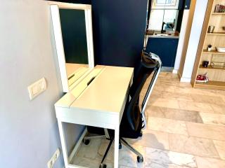 Superbe Studio apartment 1chambre salon - parking - 5 min CFC - 4