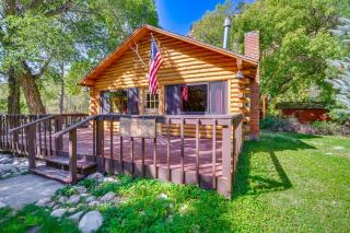 Creekside Ten Sleep Vacation Rental and Deck and Grill - 9