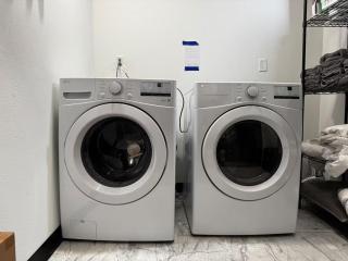 Walk to Bathhouses, Historic DTWN Hot Springs, Room # 300 - 1