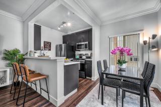 Heart of La, Walk to everything!! - 6