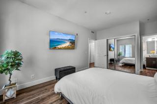 Heart of La, Walk to everything!! - 1