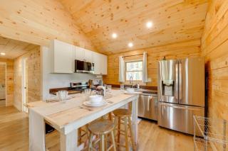 Hike, Ski and Explore Bigfork Cabin with Mtn Views! - 9