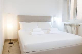 Hbhall Porta Romana Apartment - 0