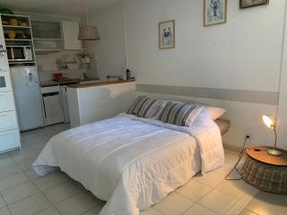 Spacieux studio vue mer sur le port - 2