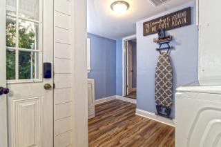 Charming 3bdrm 2ba mins to Downtown - 4