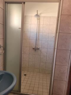 Guestmate Inn - 1