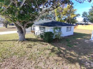 Sunny 2BR Getaway Near Beaches - 1