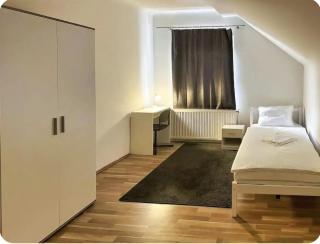 Adelin Vienna - 1