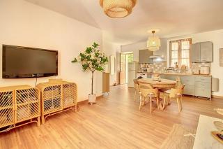 La Cour de Pétrarque - 4